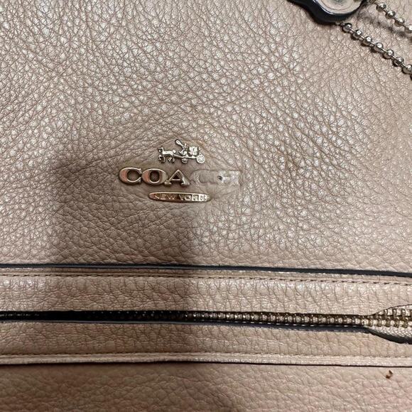 Coach Tan Leather Bag Gold Hardware - Picture 6 of 6